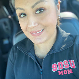 Meet your Posher, Linda